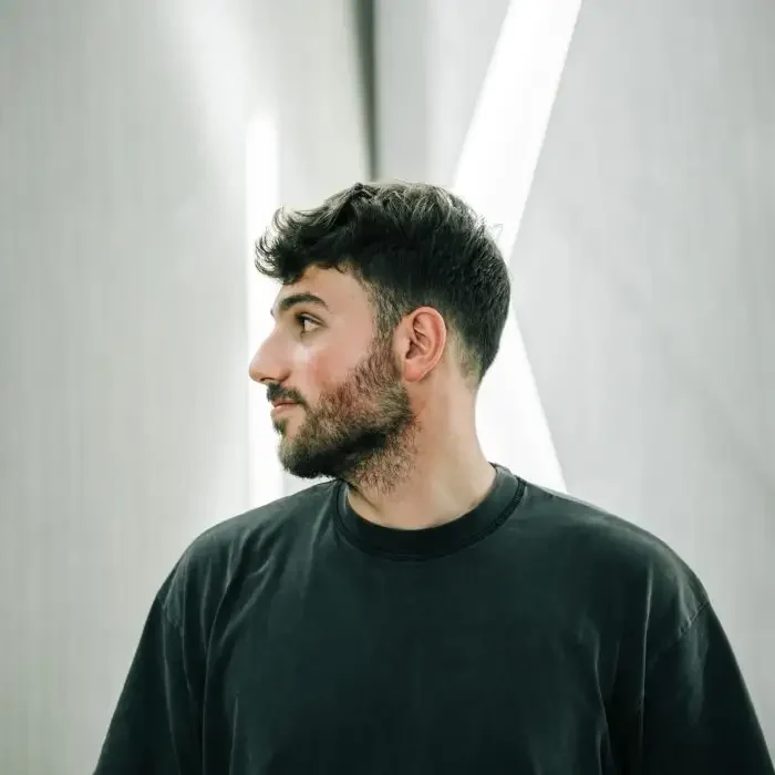 xhair lounge men's hair salon dubai (13)